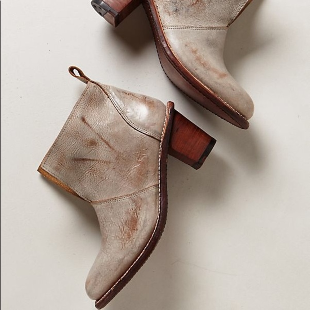 Anthropologie HoldingHorses Luminous SlicedBooties